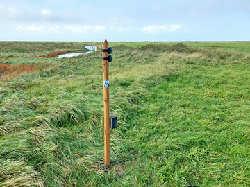 Einer der Messstandorte des Projekts KI-Nationalpark im Nationalpark
Niedersächsisches Wattenmeer