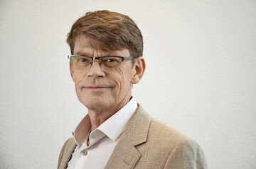Dr. Dirk Grünhoff