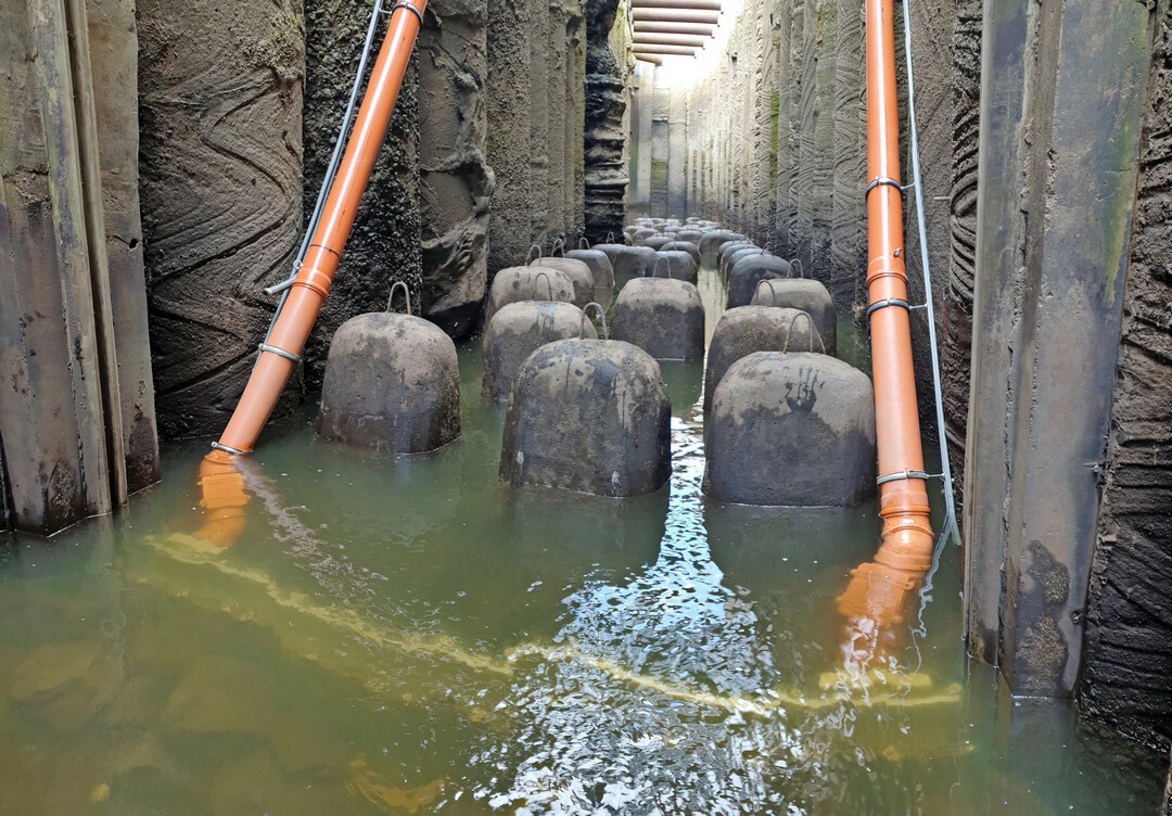 Eingebaute Krabbenfalle in der Fischtreppe