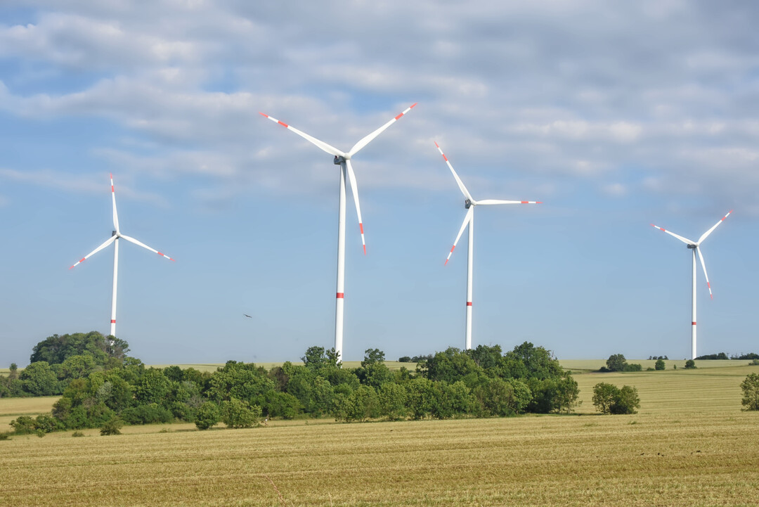 Windkraftanlagen bei Teutleben