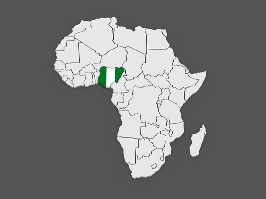 Nigeria liegt in Westafrika und ist mit über 220 Millionen Einwohnern das bevölkerungsreichste Land des Kontinents.