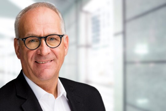 Dr. Ludger Breloh fordert Planungssicherheit für die Geschlechtsbestimmung im Brutei.
