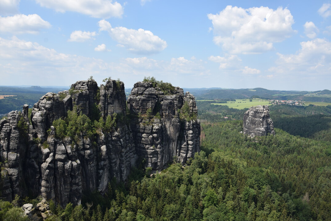 Der Nationalpark Sächsische Schweiz ist eines der Schutzgebiete, das am 12. September 1990 ausgewiesen wurde.