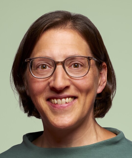 Dr. Simone Schneider