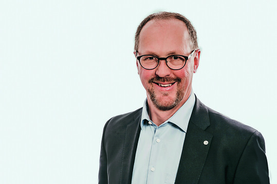 Der BRS-Vorsitzende Georg Geuecke sieht die drohenden Mittelstreichungen für das Bundesprogram Nutztierhaltung kritisch.