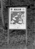 Abb. 2: In die Jahre gekommene Wanderkarte im Naturpark Rhein-Westerwald (2014).