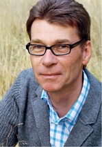 Prof. Dr. Eckhard Jedicke<br/ >
E-Mail: nul@jedicke.de<br/ >
Twitter: @EckhardJedicke<br/ >
www.nul-online.de