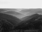 Abb. 4: Schwarzwald, Blick vom Teisenkopf bei Schenkenzell über das Kinzigtal und Seitentäler. Foto: Markus Fischer, www.schwarzwald.com