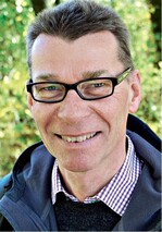 Prof. Dr. Eckhard Jedicke<br />
E-Mail: nul@jedicke.de<br />
Twitter: @EckhardJedicke<br />
www.nul-online.de