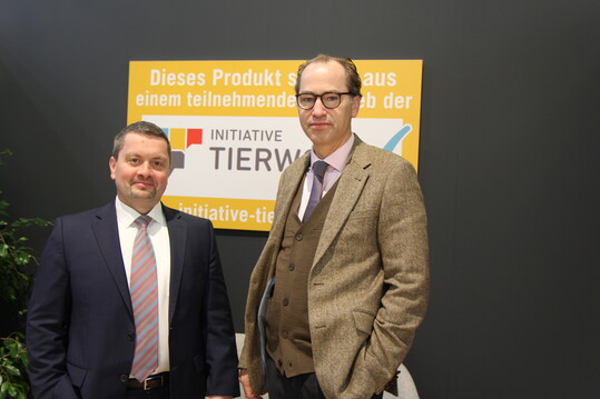 Robert Römer und Dr. Alexander Hinrichs (ITW) sehen erhebliche Mängel in der Herkunftskennzeichnung.