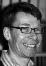 Prof. Dr. Eckhard Jedicke<br />E-Mail: nul@jedicke.de<br />www.nul-online.de