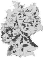 Abb. 3: Karte der Naturparke, die an der Umfrage im Rahmen des Projekts „Biologische Vielfalt in Naturparken stärken“ teilgenommen haben.1 Holsteinische Schweiz, 2 Sternberger Seenland, 3 Nossentiner/Schwinzer Heide, 4 Am Stettiner Haff, 5 Feldberger Seenlandschaft, 6 Lüneburger Heide, 7 Südheide, 8 Elbhöhen-Wendland, 9 Bourtanger Moor, 10 Weserbergland, 11 Elm-Lappwald, 12 Solling-Vogler im Weserbergland, 13 Drömling, 14 Harz/Sachsen-Anhalt, 15 Unteres Saaletal, 16 Fläming, 17 Dübener Heide, 18 Saale-Unstrut-Triasland, 19 Uckermärkische Seen, 20 Barnim, 21 Märkische Schweiz, 22 Nuthe-Nieplitz, 23 Dahme-Heideseen, 24 Niederlausitzer Landrücken, 25 Schlaubetal, 26 Niederlausitzer Heidelandschaft, 27 Teutoburger Wald/Eggegebirge, 28 Deutsch-Belgischer Naturpark Hohes Venn-Eifel, 29 Siebengebirge, 30 Bergisches Land, 31 Ebbegebirge, 32 Homert, 33 Rothaargebirge, 34 Kellerwald-Edersee, 35 Lahn-Dill-Bergland, 36 Rhein-Taunus, 37 Hochtaunus, 38 Hessischer Spessart, 39 Bergstraße-Odenwald, 40 Kyffhäuser, 41 Thüringer Wald, 42 Thüringer Schiefergebirge/Obere Saale, 43 Rhein-Westerwald, 44 Nassau, 45 Südeifel, 46 SoonwaldNahe, 47 Stromberg-Heuchelberg, 48 Schwäbisch-Fränkischer Wald, 49 Schwarzwald Mitte/Nord, 50 Obere Donau, 51 Bayerische Rhön, 52 Haßberge, 53 Frankenwald, 54 Bayerischer Spessart, 55 Steigerwald, 56 Fränkische Schweiz-Veldensteiner Forst, 57 Fichtelgebirge, 58 Steinwald, 59 Frankenhöhe, 60 Hirschwald, 61 Nördlicher Oberpfälzer Wald, 62 Oberpfälzer Wald, 63 Oberer Bayerischer Wald, 64 Bayerischer Wald, 65 Altmühltal, 66 Augsburg-Westliche Wälder, 67 Nageluhkette.
