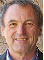 Prof. Dr. Rainer Luick ist seit
1999 Professor für Natur- und
Umweltschutz an der Hochschule Rottenburg. Forschungsschwerpunkte: Prozesse im
ländlichen Raum, extensive
Landnutzungssysteme, Politikevaluierung, Technikfolgenabschätzung der Energiewende.
Studium der Biologie an der Albert-Ludwigs-Universität Freiburg (Dipl.-Biologe; Studium Evolutionary
Biology an der University of Michigan Ann Arbor,
M. Sc.); Promotion Dr. sc.agr. Universität Hohenheim.