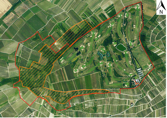 Abb. 1: Untersuchungsgebiet (rot) mit Abgrenzung des Naturschutzgebietes Wiberg (orange).