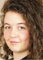 Elena Teise studiert im Master Landschaftsarchitektur in Osnabrück mit
dem Schwerpunkt Kommunikation in
der Projektentwicklung und -planung.
Im Büro ist sie als Werkstudentin tätig.