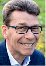 Prof. Dr. Eckhard Jedicke E-Mail: nul@jedicke.de Twitter: @EckhardJedicke www.nul-online.de