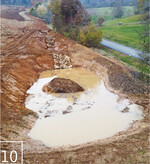 10 Flächensparend und in die Flur angepasst ergeben sich manchmal auch ungewöhnliche Standorte für dezentrale Maßnahmen.