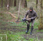 3 Geräuscharme Kleidung, tarnfarben, gut verhüllt: So macht sich Wolfram Otto auf zur Biberbeobachtung.