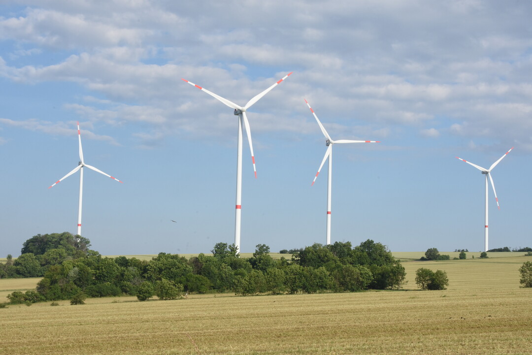 Windenergieanlagen bei Teutleben